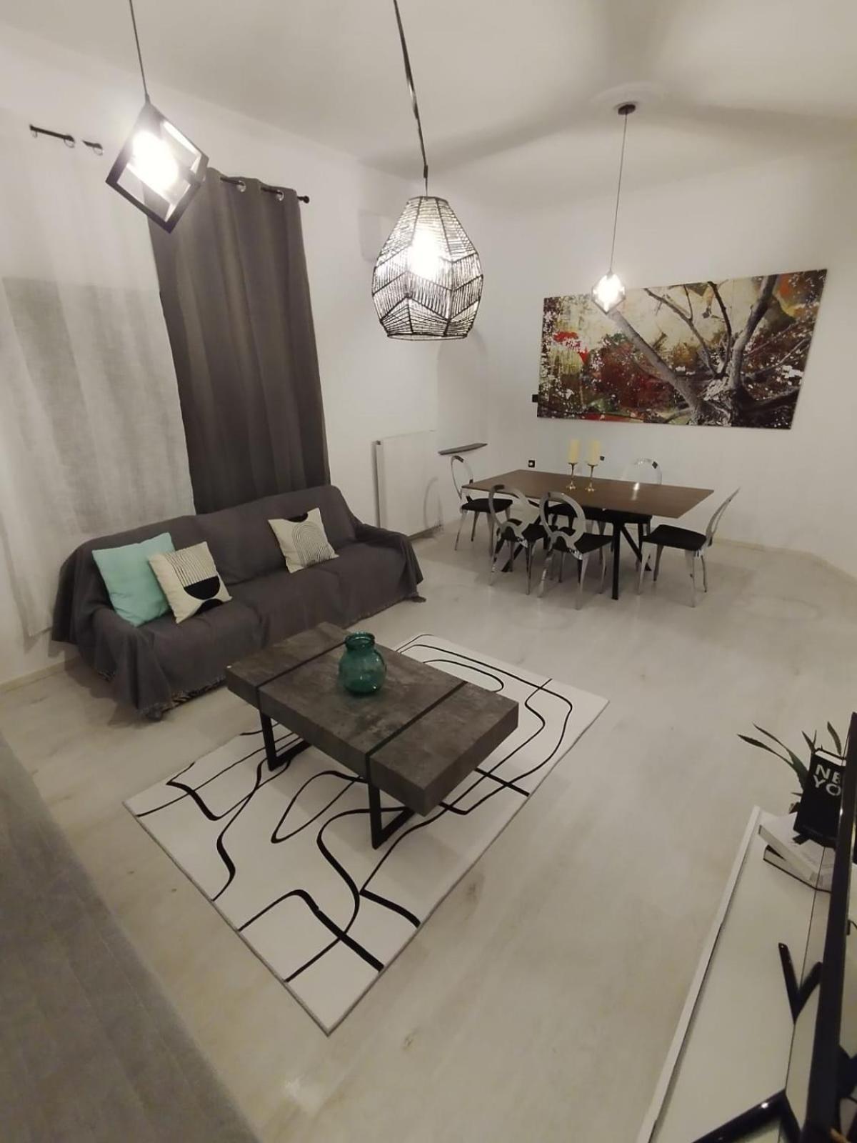 Black N' White Cozy Housegarden Alexandroupoli Eksteriør billede