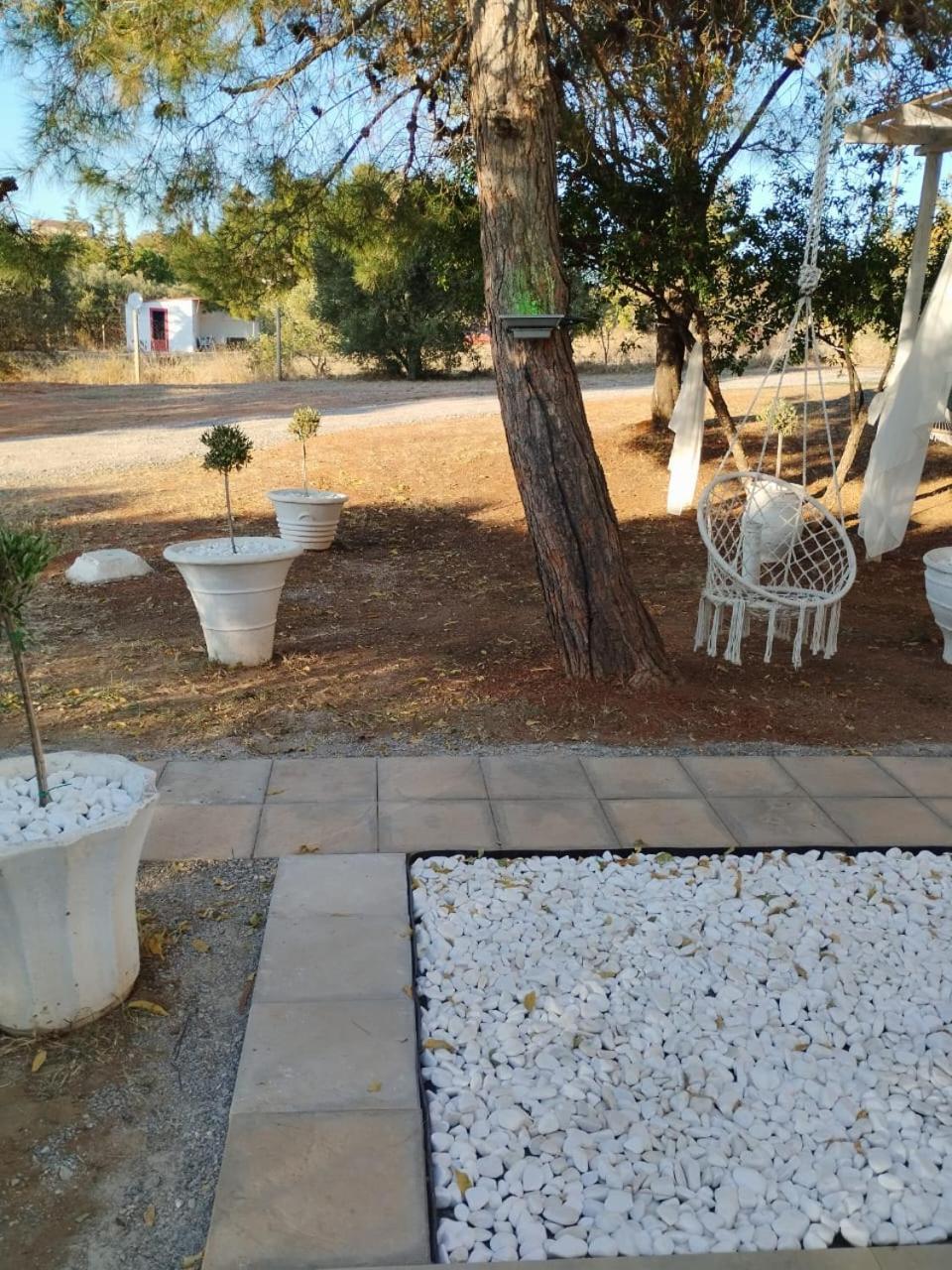 Black N' White Cozy Housegarden Alexandroupoli Eksteriør billede
